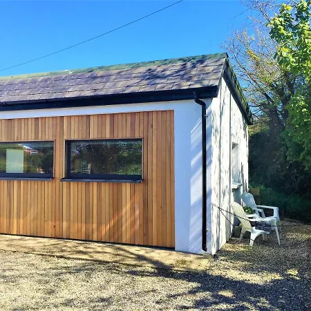 St Awaries Studio, Carne *