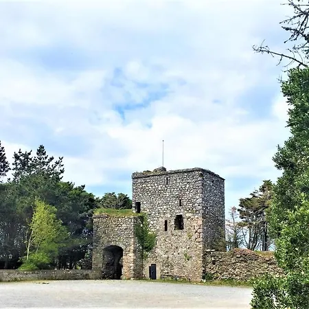 St Awaries Studio, Carne Apartamento *