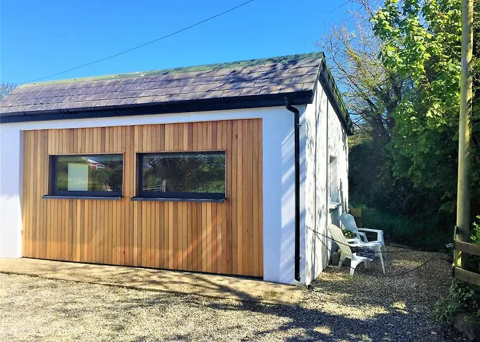 St Awaries Studio, Carne *